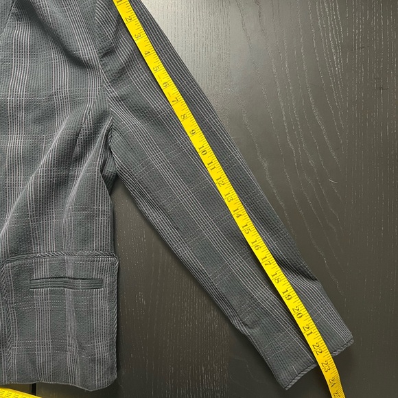 Brooks Brothers Textured Blazer - Picture 14 of 15